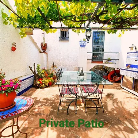 Casa Medina - Private With Terrace And Sea View, 25 Minutes From Malaga Moclinejo