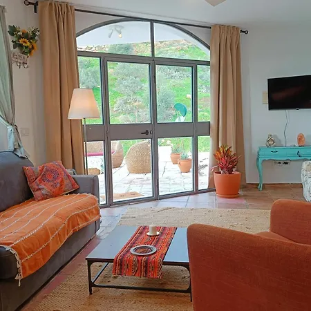 Casa Medina - Private With Terrace And Sea View, 25 Minutes From Malaga